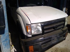 2000 TOYOTA TACOMA PRERUNNER, WHITE, EXTD CAB, 3.4L, AT, 2WD. Z26499